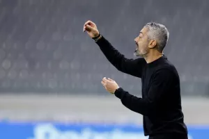 Απόλλων - ΑΕΛ: Ντέρμπι με τα ΟΛΑ του και... γαλάζια πρόκριση! (Φώτος)