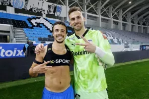 Απόλλων - ΑΕΛ: Ντέρμπι με τα ΟΛΑ του και... γαλάζια πρόκριση! (Φώτος)