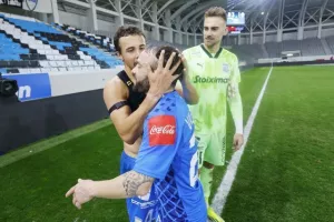 Απόλλων - ΑΕΛ: Ντέρμπι με τα ΟΛΑ του και... γαλάζια πρόκριση! (Φώτος)