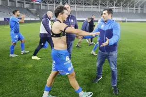 Απόλλων - ΑΕΛ: Ντέρμπι με τα ΟΛΑ του και... γαλάζια πρόκριση! (Φώτος)