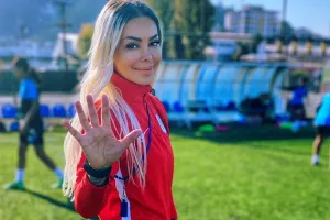 Η Τουρκάλα που αναλαμβάνει χρέη προπονήτριας σε ποδοσφαιρική ομάδα ανδρών στην Αλβανία
