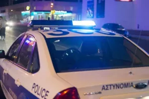 Στιγμές τρόμου για 30 άτομα στη Λεμεσό – Κουκουλοφόροι με όπλα τους έδεσαν & τους έκλεψαν