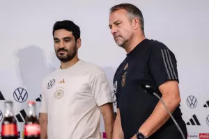 Ο Φλικ δεν θέλει τον Γκουντογκάν στην Μπαρτσελόνα