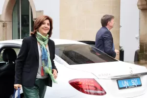 Κυπριακό: Ξεκινά από την Αθήνα σήμερα το tour της Κουεγιάρ στις Εγγυήτριες Δυνάμεις