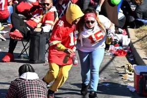 Κάνσας: Τραγωδία στη φιέστα για το Super Bowl – Σκηνές χάους και μία νεκρή μετά από πυροβολισμούς