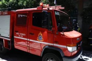 Θρίλερ στους Αγίους Θεοδώρους Κορινθίας - 40χρονη βρέθηκε νεκρή κοντά στο σπίτι της που καιγόταν