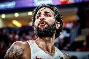 Ο Ρίκι Ρούμπιο υπογράφει στην Μπαρτσελόνα σύμφωνα με την Marca