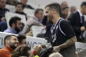 Στην Πυλαία Βιεϊρίνια και Τάισον