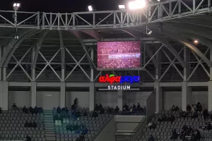 Βίντεο στη γιγαντοοθόνη και "70 χρόνια Θρύλος" (φώτος Kerkida)
