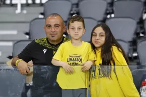 Οι φίλοι της ΑΕΛ στο "Αλφαμέγα" (Φώτος)