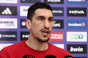 Λαρεντζάκης: «Yπάρχει μόνο η νίκη με τη Βιλερμπάν»
