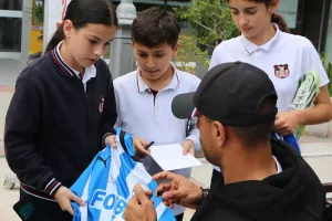 Ανόρθωση: Βόλτα στις Φοινικούδες με... πίτσα! (Φώτος)