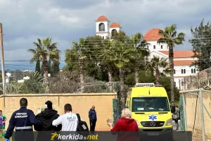 (Φώτος) Οι πρώτες βοήθειες από παίκτρια