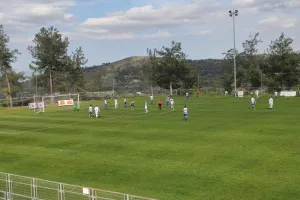 Νίκη και πρόκριση στα ημιτελικά