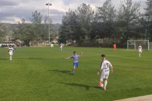 Νίκη και πρόκριση στα ημιτελικά