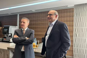 Ιστορική μέρα για το ΑΠΟΕΛ- Η παρουσίαση για το ιδιόκτητο γήπεδο / "Θα είναι στολίδι" (ΒΙΝΤΕΟ/ΦΩΤΟΣ)