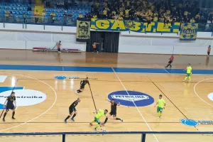 Θρίαμβος με εξάρα και Κυπελλούχος - Νταμπλούχος η ΑΕΛ! (φώτος)