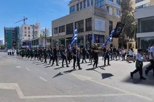 ΠΑΝΤΑ ΕΔΩ...