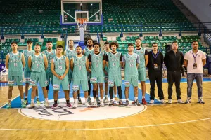 Εύκολα στον τελικό η ΑΕΚ 