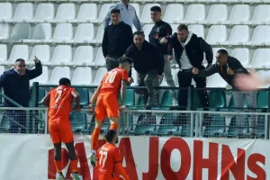 Δόξα-Καρμιώτισσα: Βήμα παραμονής... με χατ τρικ του Κατσαντώνη! (Φώτος)