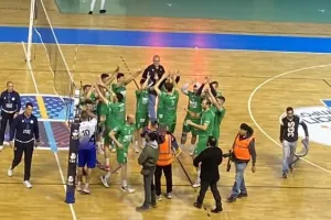 Βλέπει... τελικό η Ομόνοια