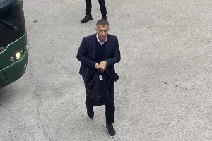 (Φώτος Kerkida) Άφιξη αποστολής Ομόνοιας