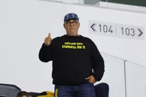 Οι φίλοι της ΑΕΛ στο "Αλφαμέγα" (Φώτος)