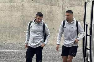 H άφιξη της Πάφου στο "Στ. Κυριακίδης" (Φώτος kerkida)