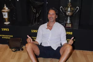 Ο Μπόνι για τα γενέθλια του Άρη: “Αρειανάρα – Θα είμαι εκεί!” (βίντεο)
