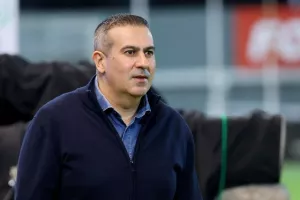 Οθέλλος - ΑΕΛ: "Χ"αμένα πέναλτι η μία, πολύτιμο βαθμό ο άλλος (Φώτος)