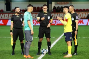 Οθέλλος - ΑΕΛ: "Χ"αμένα πέναλτι η μία, πολύτιμο βαθμό ο άλλος (Φώτος)