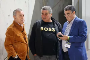 Καραβίδας...win!