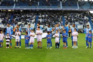 Ανόρθωση-ΑΕΚ: Μια ανάσα από την κορυφή με γκολάρα Τόνγκια!