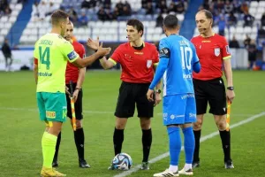 Ανόρθωση-ΑΕΚ: Μια ανάσα από την κορυφή με γκολάρα Τόνγκια!