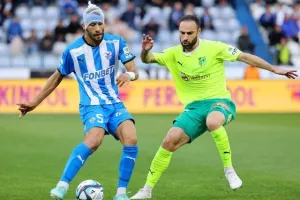 Ανόρθωση-ΑΕΚ: Μια ανάσα από την κορυφή με γκολάρα Τόνγκια!