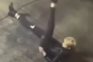 Κι όμως... γυναίκα κάνει γιόγκα πριν κάνει διάρρηξη σε φούρνο (βίντεο)