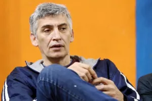 Φασούλας: «Έπεσαν οι μάσκες, ο Λιόλιος είναι χωρίς αρχές, αξίες και πρόγραμμα»