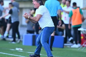 ΑΕΚ - ΑΠΟΕΛ: Φοβερή γαλαζοκίτρινη ανατροπή και... άλμα τίτλου! (Φώτος)