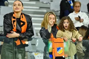 Άρης-ΑΠΟΕΛ: Με Γκομίς και Μαγιαμπέλα έκλεισε η… "ψαλίδα" στους 3 βαθμούς