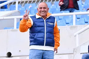 Ο κόσμος του ΑΠΟΕΛ στο ΓΣΠ (φωτορεπορτάζ)