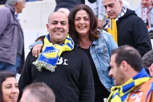 Ο κόσμος του ΑΠΟΕΛ στο ΓΣΠ (φωτορεπορτάζ)