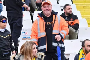 Ο κόσμος του ΑΠΟΕΛ στο ΓΣΠ (φωτορεπορτάζ)