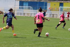 Λακατάμια FC - ΑΕΖ Χρυσομηλιά (Φωτορεπορτάζ)