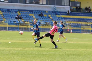 Λακατάμια FC - ΑΕΖ Χρυσομηλιά (Φωτορεπορτάζ)