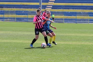 Λακατάμια FC - ΑΕΖ Χρυσομηλιά (Φωτορεπορτάζ)