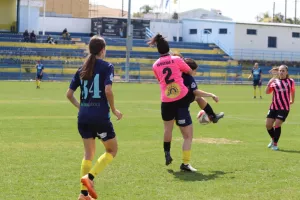 Λακατάμια FC - ΑΕΖ Χρυσομηλιά (Φωτορεπορτάζ)