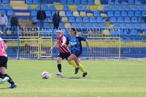 Λακατάμια FC - ΑΕΖ Χρυσομηλιά (Φωτορεπορτάζ)