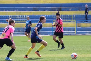 Λακατάμια FC - ΑΕΖ Χρυσομηλιά (Φωτορεπορτάζ)