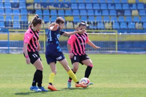 Λακατάμια FC - ΑΕΖ Χρυσομηλιά (Φωτορεπορτάζ)