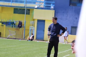 Λακατάμια FC - ΑΕΖ Χρυσομηλιά (Φωτορεπορτάζ)